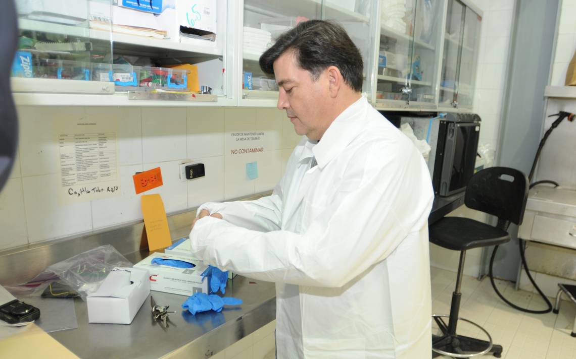Reconocen destacada trayectoria pericial de médico chihuahuense
